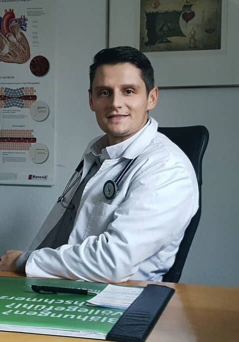 Doctor Traumatologist Filip Dragičević